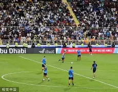 jiuyou游戏中心-国际比赛日体能课后，犹他爵士门线救险备战NBA季后赛，球迷炸锅，轮换策略成焦点的简单介绍